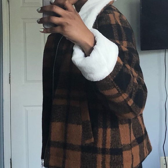 Jacket - Picture 2 of 7